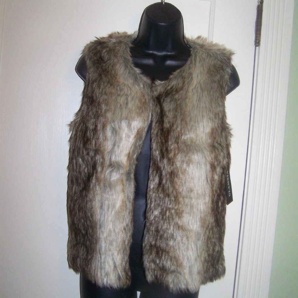 Glamsia Faux Fur Vest medium